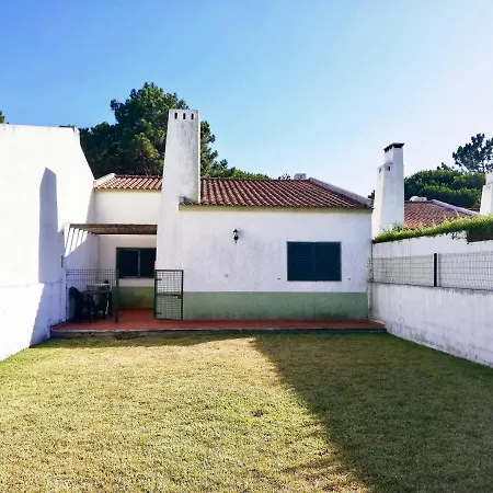 Casa Do Remo - Charming House For 4 Guests Only 350 Metres From Obidos Lagoon Ferienhaus Nadadouro