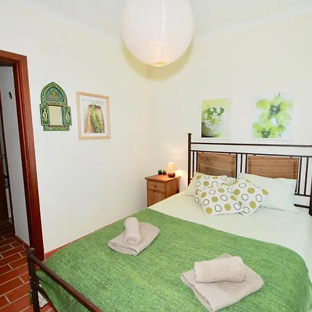 Casa Do Remo - Charming House For 4 Guests Only 350 Metres From Obidos Lagoon Ferienhaus Nadadouro
