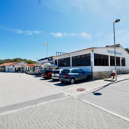 Ferienhaus Casa Do Remo - Charming House For 4 Guests Only 350 Metres From Obidos Lagoon *